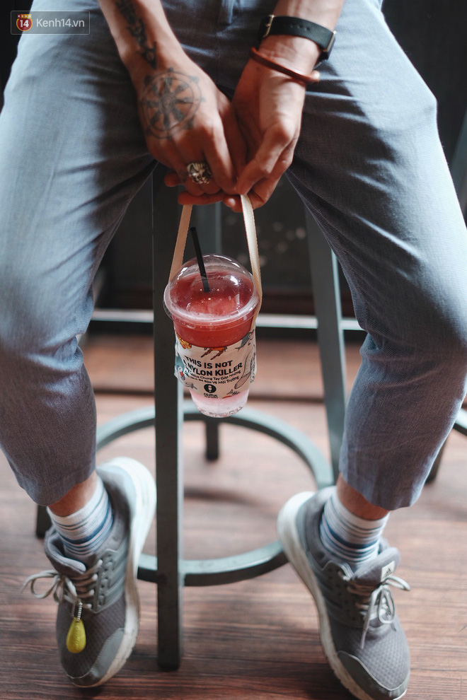 Dùng quai vải thay túi nylon đựng nước: đây là cách bảo vệ môi trường rất đáng yêu của giới trẻ Sài Gòn - Ảnh 12. Dùng quai vải thay túi nylon đựng nước: đây là cách bảo vệ môi trường rất đáng yêu của giới trẻ Sài Gòn - Ảnh 12.