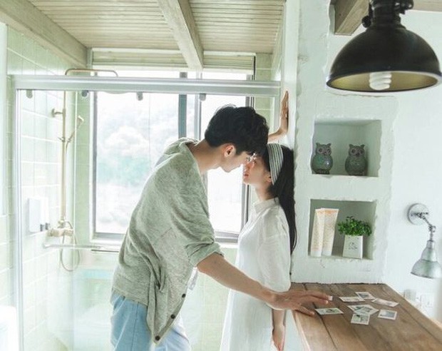 Bạn trai nói dù yêu thế nào cũng không quên được người cũ, cô gái lên mạng hỏi nên tiếp tục hay dừng lại? - Ảnh 1. Bạn trai nói dù yêu thế nào cũng không quên được người cũ, cô gái lên mạng hỏi nên tiếp tục hay dừng lại? - Ảnh 1.