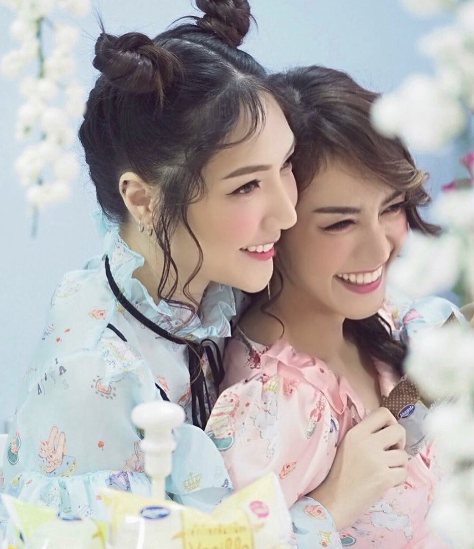 Cặp đồng tính nữ Thái Lan chưa bao giờ hết hot vì đã đẹp là phải đẹp cả đôi - Ảnh 6.