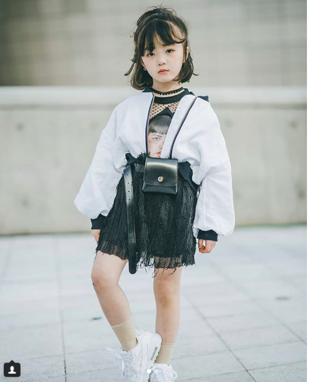 Đến hẹn lại lên, loạt nhóc tì khuấy đảo Tuần lễ Thời Trang Seoul 2018 với loạt street style cực chất cùng thần thái pose ảnh còn hơn cả người lớn  - Ảnh 6.