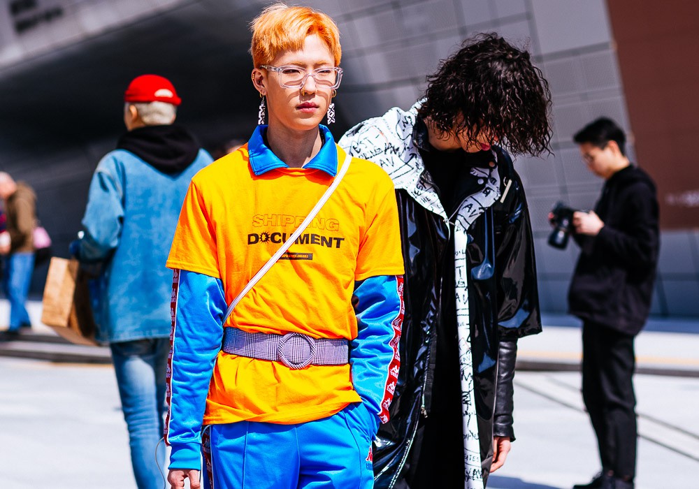 Giới trẻ Hàn Quốc luôn mặc đẹp nhưng chỉ tại Seoul Fashion Week, người ta mới có thể bắt gặp nhiều anh tài street style hội tụ đến thế - Ảnh 5. Giới trẻ Hàn Quốc luôn mặc đẹp nhưng chỉ tại Seoul Fashion Week, người ta mới có thể bắt gặp nhiều anh tài street style hội tụ đến thế - Ảnh 5.