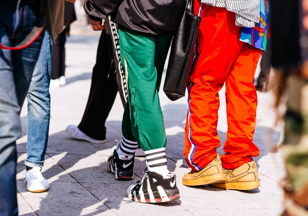 Giới trẻ Hàn Quốc luôn mặc đẹp nhưng chỉ tại Seoul Fashion Week, người ta mới có thể bắt gặp nhiều anh tài street style hội tụ đến thế - Ảnh 13. Giới trẻ Hàn Quốc luôn mặc đẹp nhưng chỉ tại Seoul Fashion Week, người ta mới có thể bắt gặp nhiều anh tài street style hội tụ đến thế - Ảnh 13.