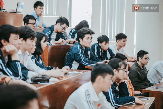 Sinh viên muốn ra trường làm việc lớn phải hoàn thành tốt việc học ở trường trước - Ảnh 5. Sinh viên muốn ra trường làm việc lớn phải hoàn thành tốt việc học ở trường trước - Ảnh 5.