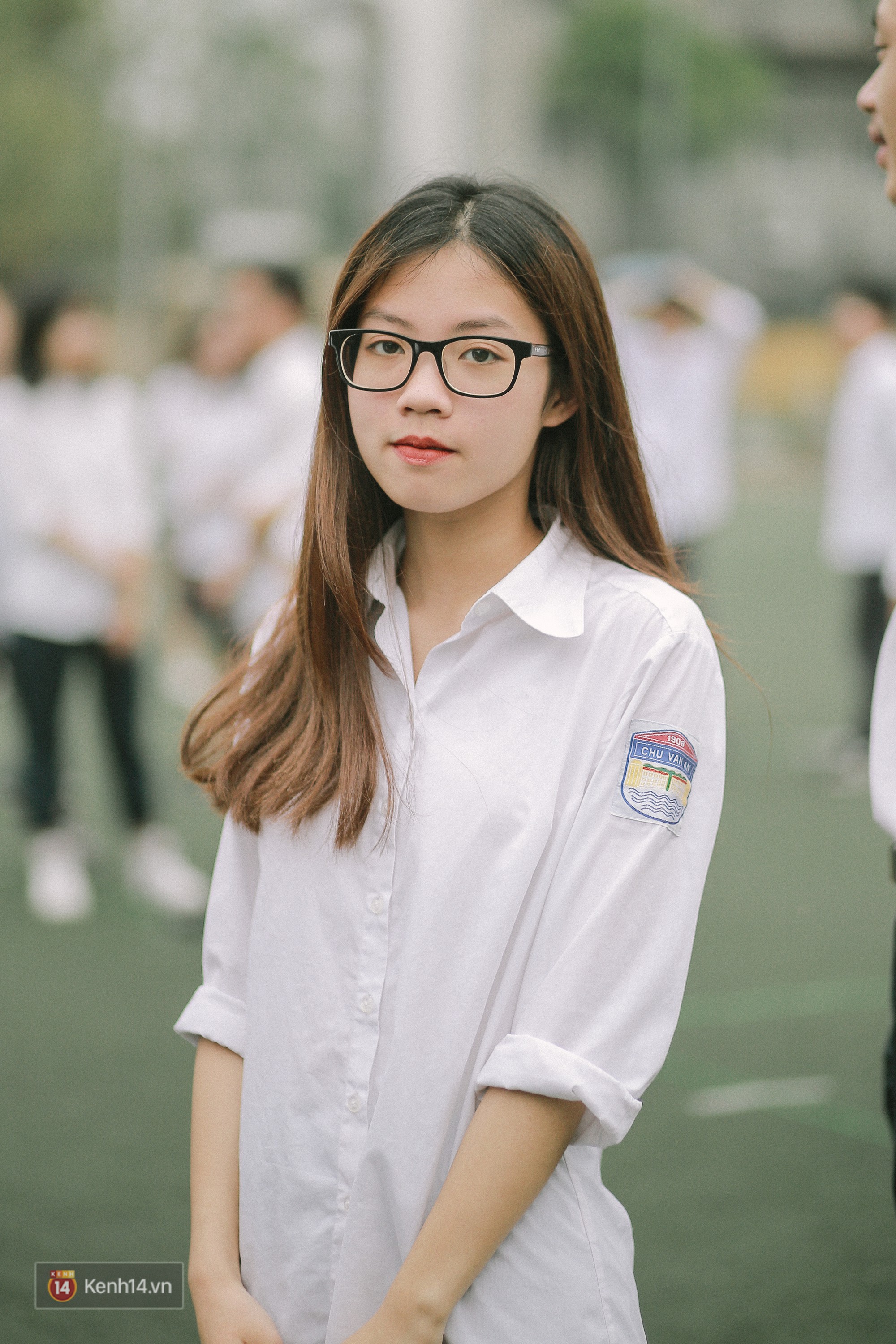 Teen Chu Văn An rạng rỡ ngày xếp chữ chia tay tuổi học trò - Ảnh 11. Teen Chu Văn An rạng rỡ ngày xếp chữ chia tay tuổi học trò - Ảnh 11.