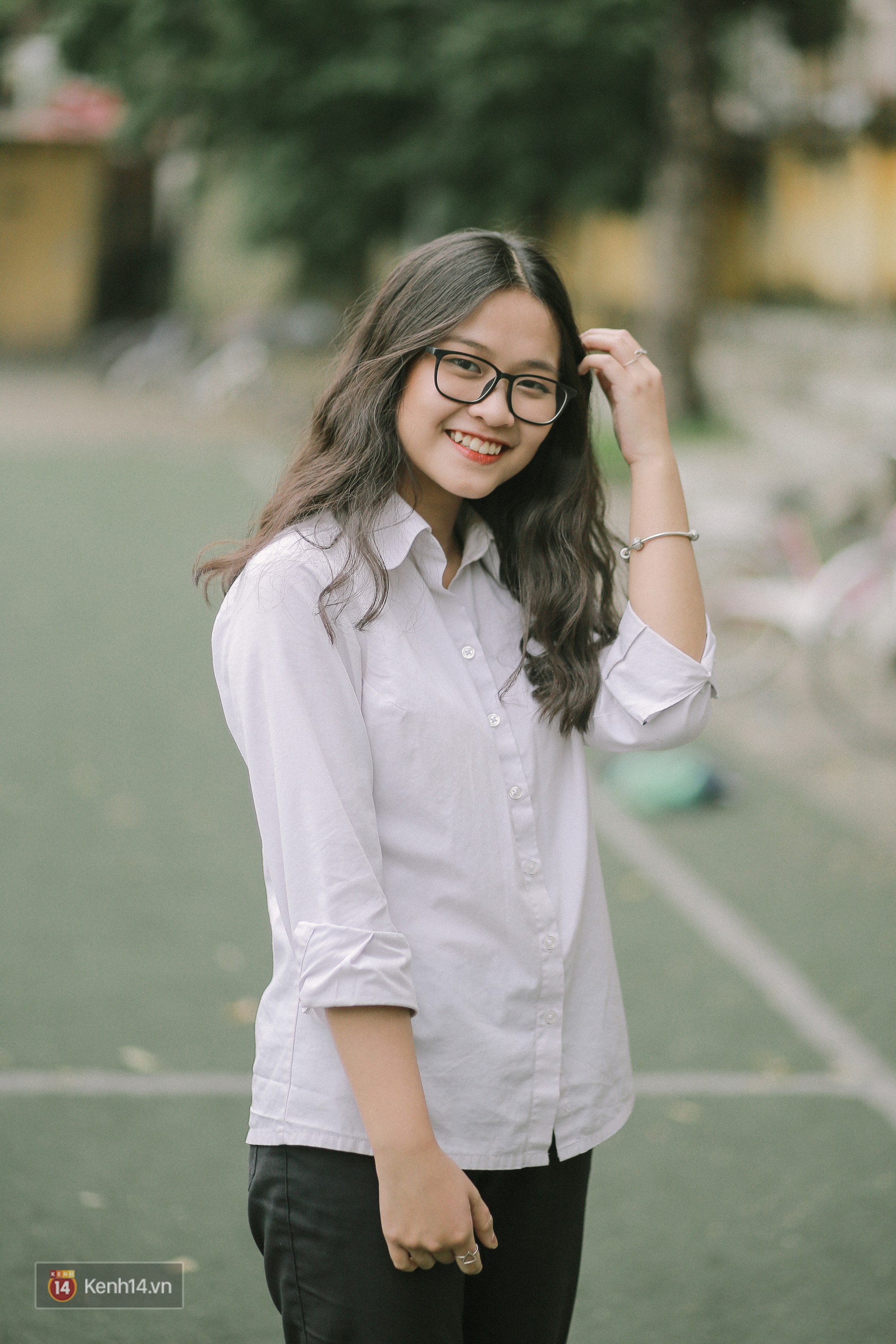 Teen Chu Văn An rạng rỡ ngày xếp chữ chia tay tuổi học trò - Ảnh 4. Teen Chu Văn An rạng rỡ ngày xếp chữ chia tay tuổi học trò - Ảnh 4.