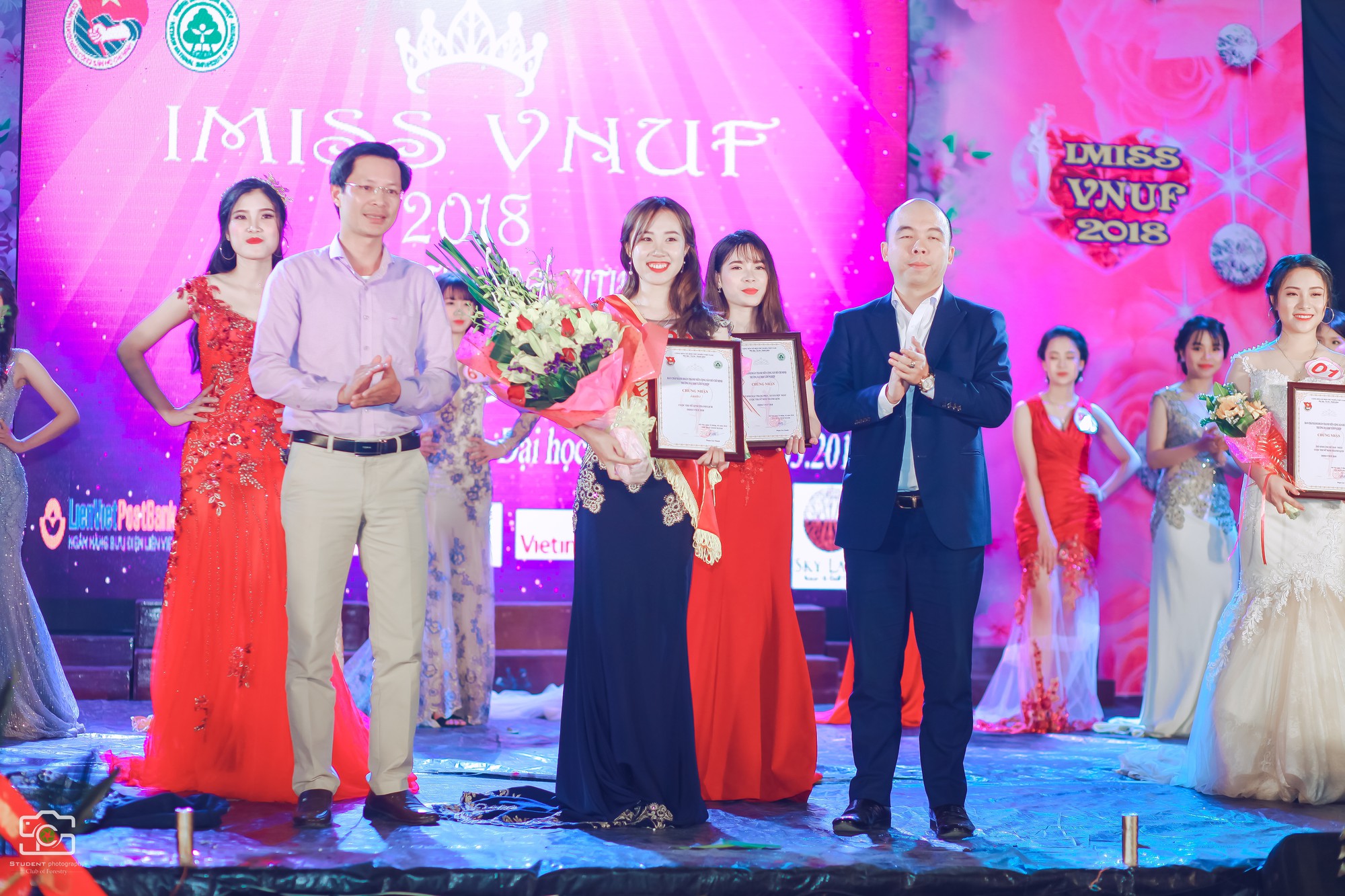 Đã tìm ra nữ sinh xinh đẹp nhất ĐH Lâm nghiệp năm 2018 - Ảnh 13. Đã tìm ra nữ sinh xinh đẹp nhất ĐH Lâm nghiệp năm 2018 - Ảnh 13.
