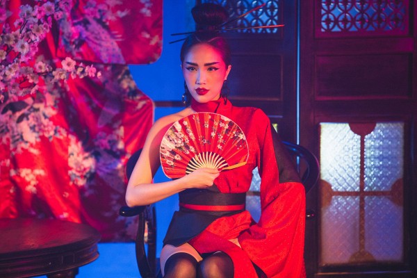 Trước Mỹ Tâm, những mỹ nhân Vpop này cũng khiến fan mê mẩn với hình ảnh geisha trong MV - Ảnh 6.