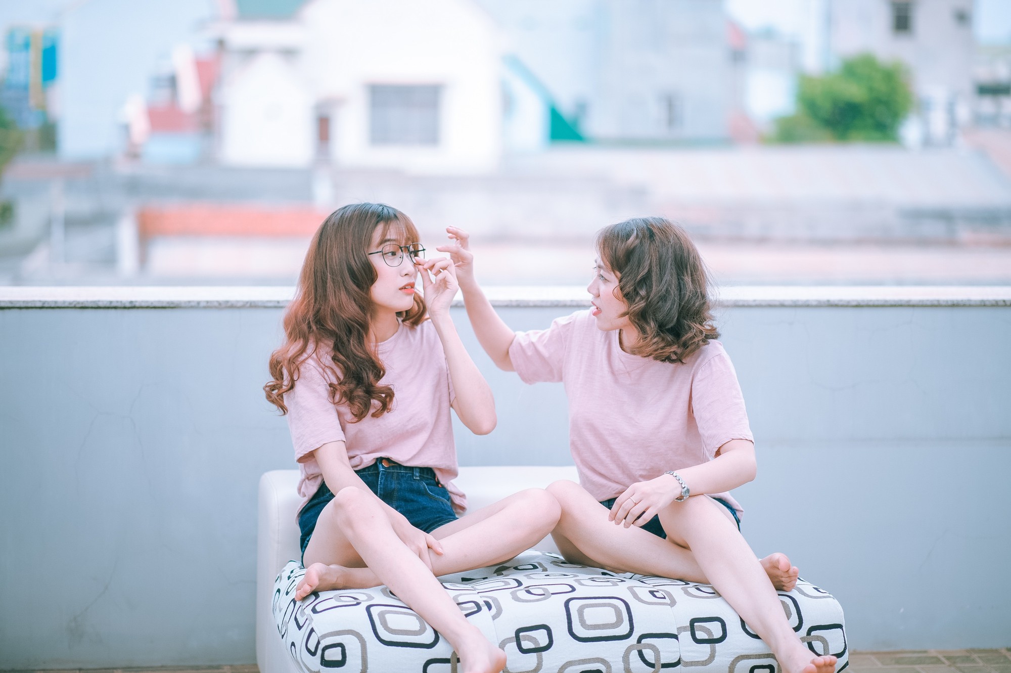 Bạn còn nhớ thời đi học, đứa bạn cùng bàn suốt ngày hỏi đi hỏi lại những câu gì không? - Ảnh 9. Bạn còn nhớ thời đi học, đứa bạn cùng bàn suốt ngày hỏi đi hỏi lại những câu gì không? - Ảnh 9.