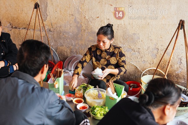 Những quán ở Hà Nội có giờ mở cửa rất dị nhưng vẫn luôn đông khách - Ảnh 5.