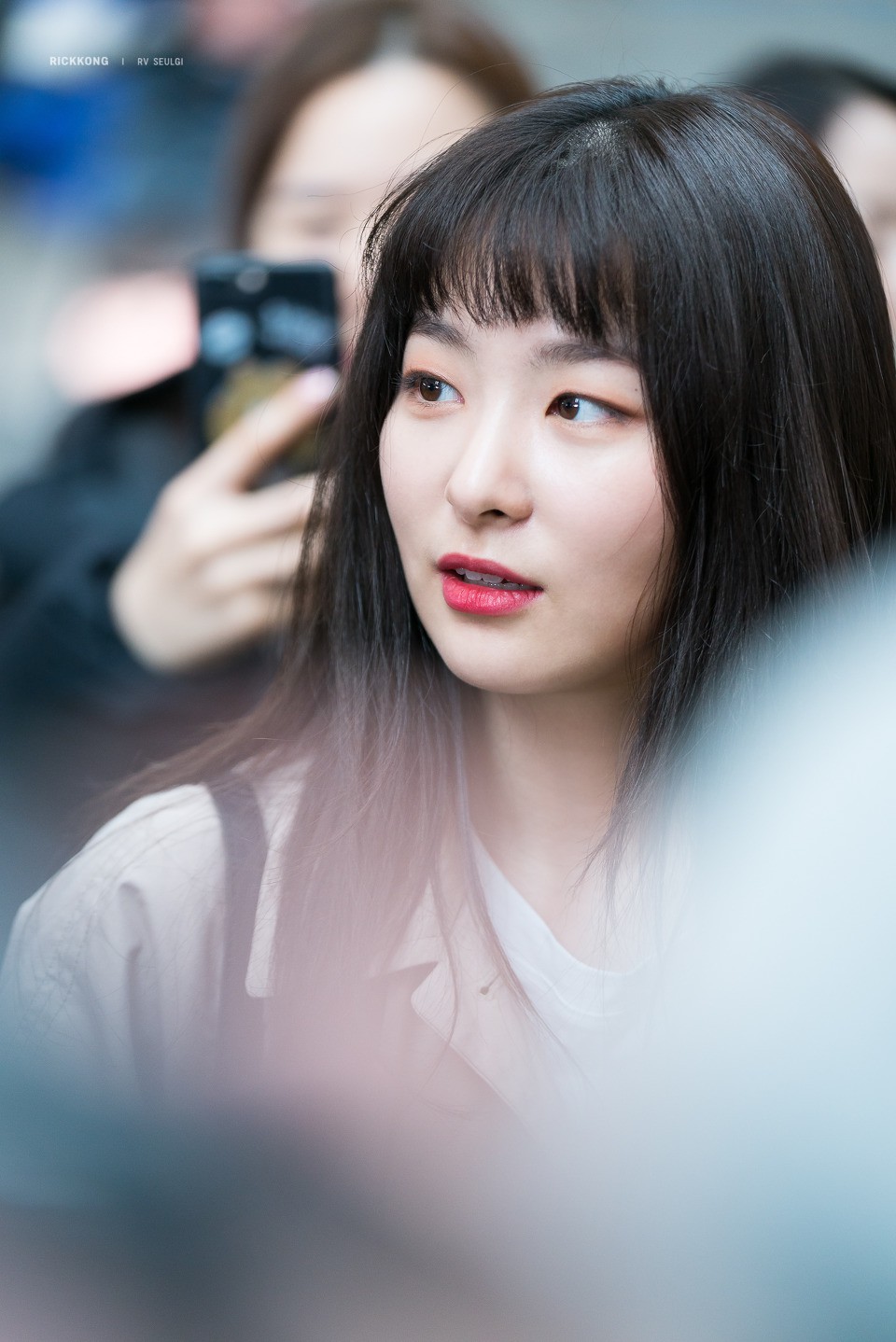 Đi ngược với trào lưu mắt 2 mí, những idol này vẫn nổi bật và tỏa sáng hết sức - Ảnh 2. Đi ngược với trào lưu mắt 2 mí, những idol này vẫn nổi bật và tỏa sáng hết sức - Ảnh 2.