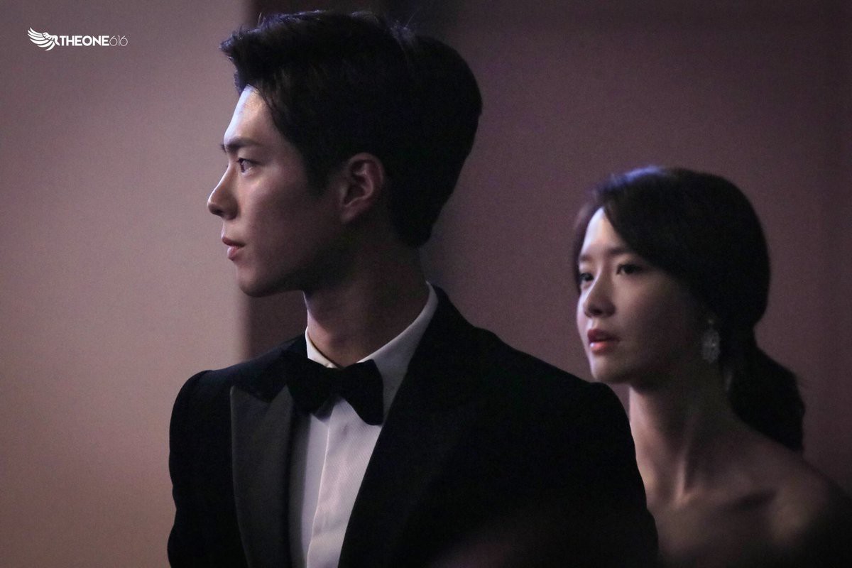 Cặp đôi nhan sắc cực phẩm Yoona và Park Bo Gum: Tình cờ nhiều lần như định mệnh, tình ý bùng nổ còn hơn phim - Ảnh 17.