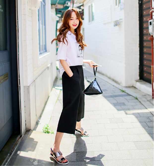 Đây chính là lý do vì sao quần vải đang dần “chiếm chỗ” của quần jeans trong tủ đồ của các nàng - Ảnh 20.