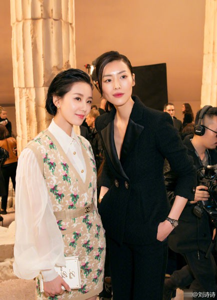 Thấp hơn Liu Wen gần 15cm, Lưu Thi Thi vẫn không hề kém cạnh nhờ thần thái sang chảnh - Ảnh 5.