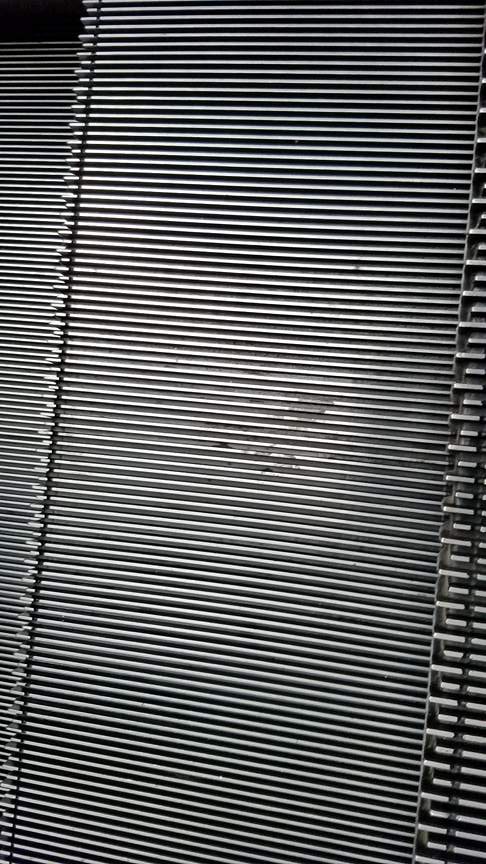 Nữ sinh Sài Gòn tử vong sau khi rơi từ lầu 3 toà nhà Bitexco xuống đất - Ảnh 2. Nữ sinh Sài Gòn tử vong sau khi rơi từ lầu 3 toà nhà Bitexco xuống đất - Ảnh 2.