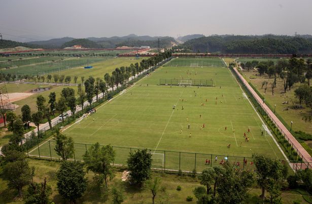 Bên trong Học viện lớn nhất thế giới, phục vụ tham vọng trở thành siêu cường bóng đá của Trung Quốc - Ảnh 4.
