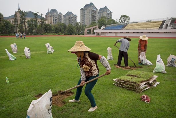 B&ecirc;n trong Học viện lớn nhất thế giới, phục vụ tham vọng trở th&agrave;nh si&ecirc;u cường b&oacute;ng đ&aacute; của Trung Quốc - Ảnh 9.