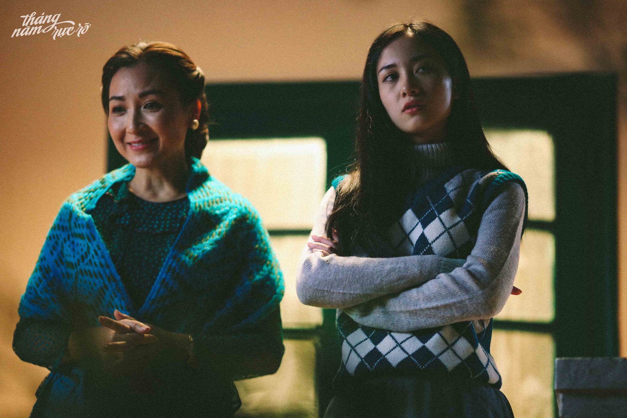 Tưởng rất ổn nhưng chi tiết n&agrave;y trong Th&aacute;ng Năm Rực Rỡ lại hơi... bị thừa so với bản H&agrave;n - Ảnh 2.