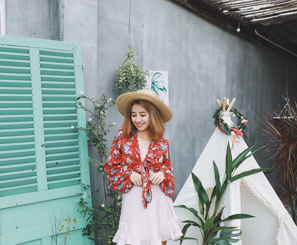 Nữ hoàng chửi thề trong Tháng năm rực rỡ hoá ra lại cực xinh xắn, nữ tính ngoài đời - Ảnh 19. Nữ hoàng chửi thề trong Tháng năm rực rỡ hoá ra lại cực xinh xắn, nữ tính ngoài đời - Ảnh 19.