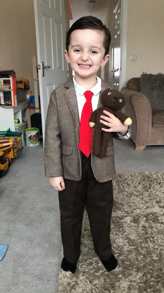 Mr. Bean phi&ecirc;n bản nh&iacute;: Giống từ vẻ ngo&agrave;i đến thần th&aacute;i l&agrave;m ai cũng chỉ muốn bắt về nu&ocirc;i - Ảnh 1.