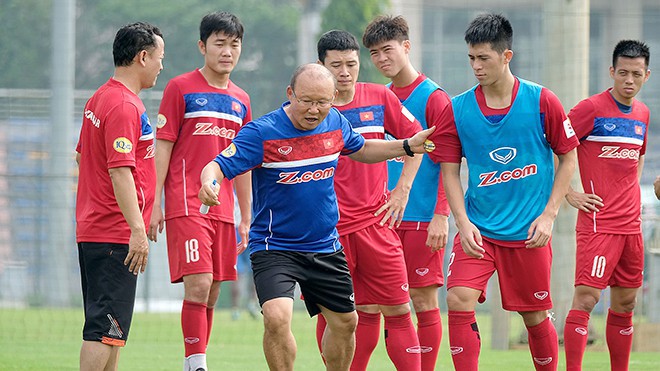 Việt Nam hưởng lợi khi kh&ocirc;ng nằm chung bảng với Th&aacute;i Lan ở AFF Cup 2018&rdquo; - Ảnh 3.