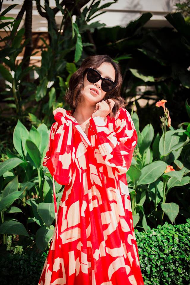 Vừa lên kệ mà BST mới H&M Studio đã được chưng diện toàn cầu, cánh fashionista Việt nào có kém cạnh - Ảnh 18. Vừa lên kệ mà BST mới H&M Studio đã được chưng diện toàn cầu, cánh fashionista Việt nào có kém cạnh - Ảnh 18.
