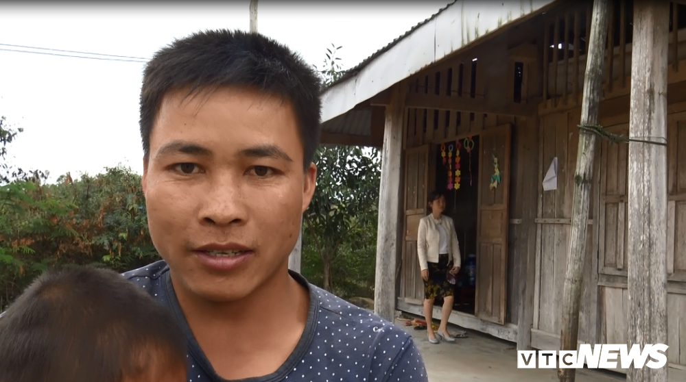 Trường mầm non bị tốc mái, 37 học sinh phải lót chiếu ngủ trong hội trường thôn - Ảnh 3.