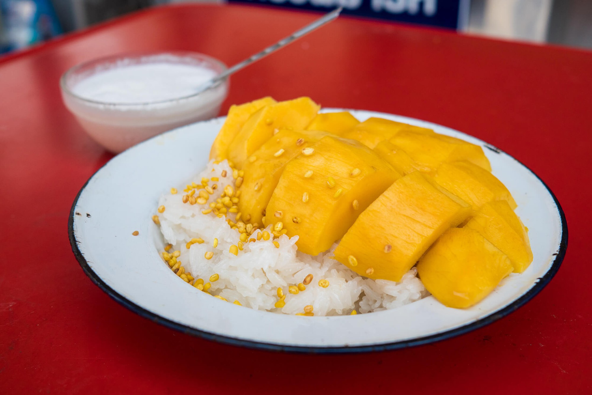 10 món ăn siêu rẻ, siêu ngon nhất định phải ăn khi đến Chiang Mai - Ảnh 10. 10 món ăn siêu rẻ, siêu ngon nhất định phải ăn khi đến Chiang Mai - Ảnh 10.