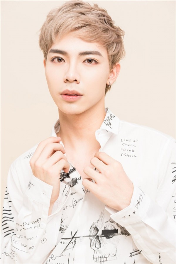 Sau mỗi cột mốc lớn trong sự nghiệp, ca sĩ Vbiz tiết lộ mức c&aacute;t-s&ecirc; thay đổi ngoạn mục thế n&agrave;o? - Ảnh 4.