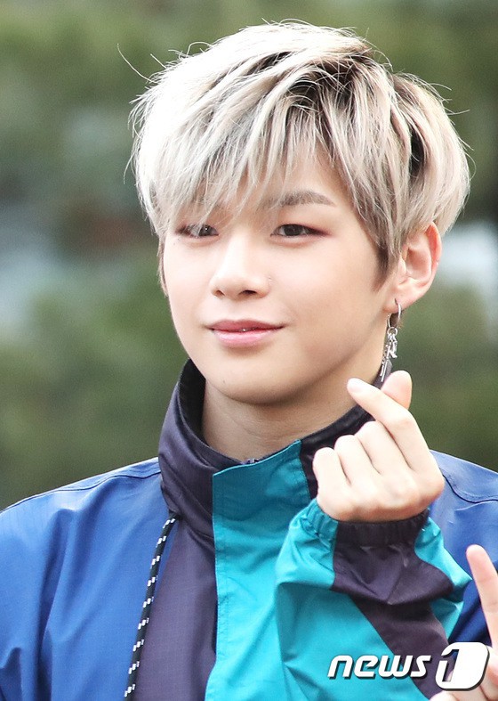 Dàn idol Kpop cùng đổ bộ: Kang Daniel cùng dàn mỹ nam tài sắc 2 thế hệ đọ sắc, làm lu mờ loạt mỹ nhân - Ảnh 5.