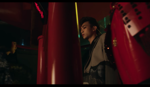 Soobin Hoàng Sơn mạo hiểm thử sức với thể loại Funky khó nghe, tự tin khoe vũ đạo trong MV mới - Ảnh 6. Soobin Hoàng Sơn mạo hiểm thử sức với thể loại Funky khó nghe, tự tin khoe vũ đạo trong MV mới - Ảnh 6.