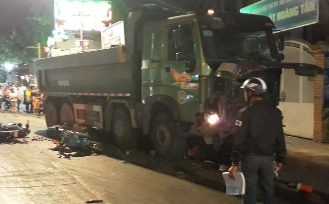 Tài xế xe ben tông hàng loạt xe máy khiến 6 người thương vong ở Sài Gòn âm tính với ma túy - Ảnh 1.