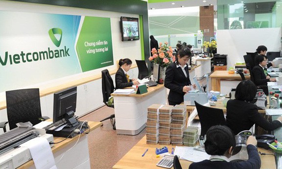 Vietcombank khẳng định tiếp tục miễn phí nhiều giao dịch - Ảnh 1.