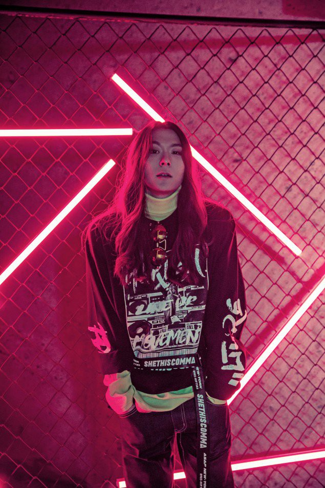 Nam th&iacute; sinh t&oacute;c d&agrave;i đẹp như con g&aacute;i của Produce 101 tung teaser cực ngầu - Ảnh 1.