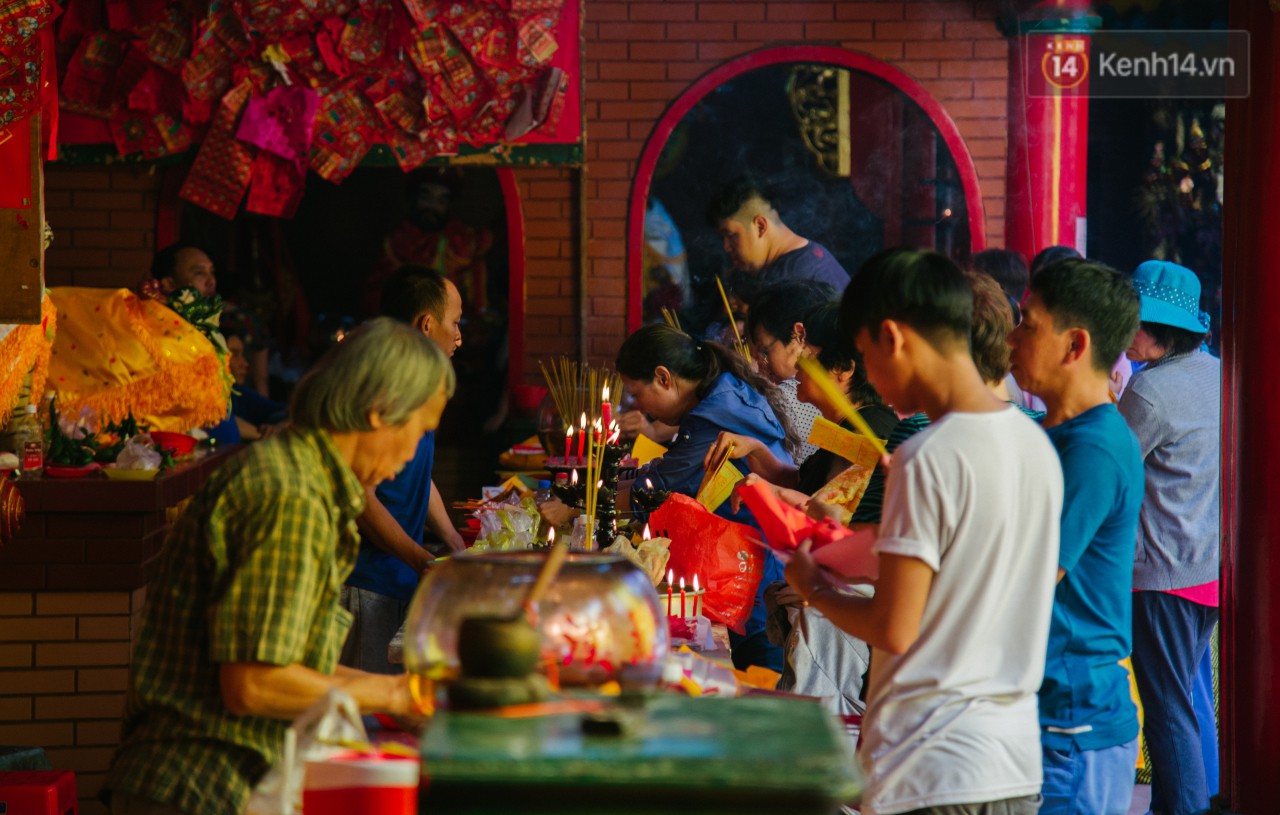 Tập tục đánh kẻ tiểu nhân độc đáo của người Hoa ở Sài Gòn - Ảnh 12. Ở Hong Kong, đánh kẻ tiểu nhân được công nhận là di sản phi vật thể cần được gìn giữ.
