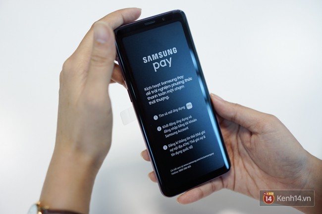 Đập hộp Galaxy S9+ m&agrave;u T&iacute;m Lilac mới keng, m&oacute;n qu&agrave; cực đỉnh d&agrave;nh cho c&aacute;c chị em đầu xu&acirc;n n&agrave;y - Ảnh 5.