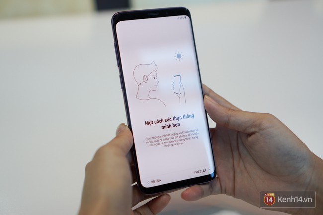 Đập hộp Galaxy S9+ m&agrave;u T&iacute;m Lilac mới keng, m&oacute;n qu&agrave; cực đỉnh d&agrave;nh cho c&aacute;c chị em đầu xu&acirc;n n&agrave;y - Ảnh 8.