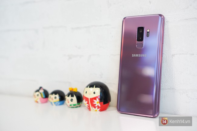 Đập hộp Galaxy S9+ m&agrave;u T&iacute;m Lilac mới keng, m&oacute;n qu&agrave; cực đỉnh d&agrave;nh cho c&aacute;c chị em đầu xu&acirc;n n&agrave;y - Ảnh 13.