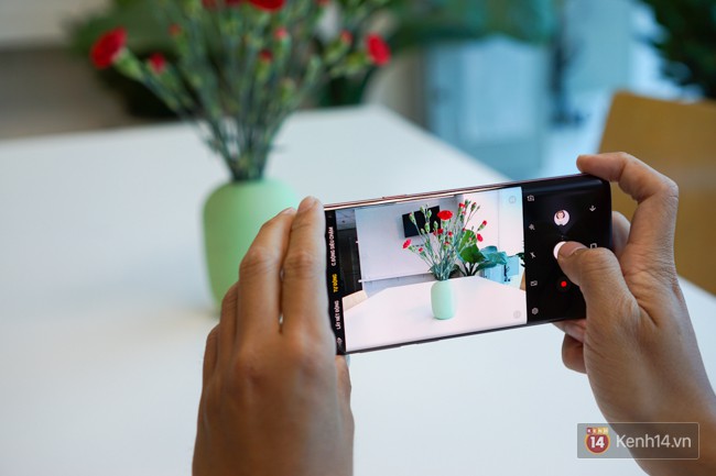 Đập hộp Galaxy S9+ m&agrave;u T&iacute;m Lilac mới keng, m&oacute;n qu&agrave; cực đỉnh d&agrave;nh cho c&aacute;c chị em đầu xu&acirc;n n&agrave;y - Ảnh 22.