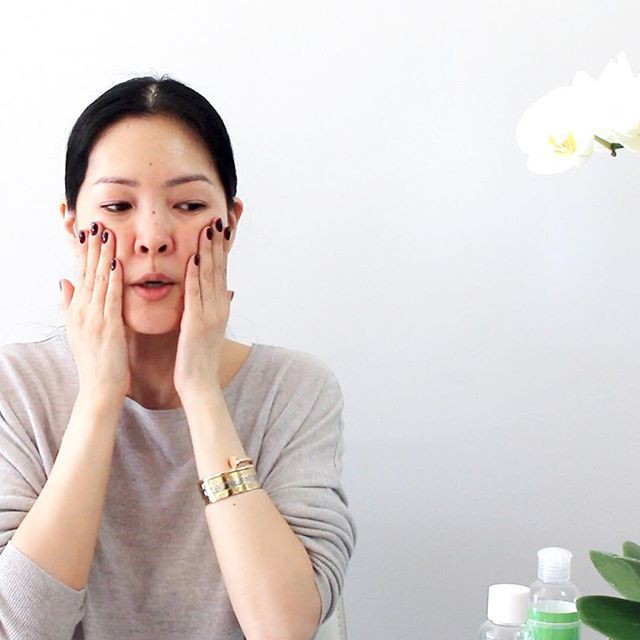 Theo dõi 4 beauty blogger này, các nàng sẽ học được nhiều tips chăm da nhanh gọn mà hay cực kỳ - Ảnh 2.