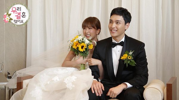 Choi Tae Joon hẹn hò Park Shin Hye, fan của We Got Married bị vỡ mộng? - Ảnh 2.