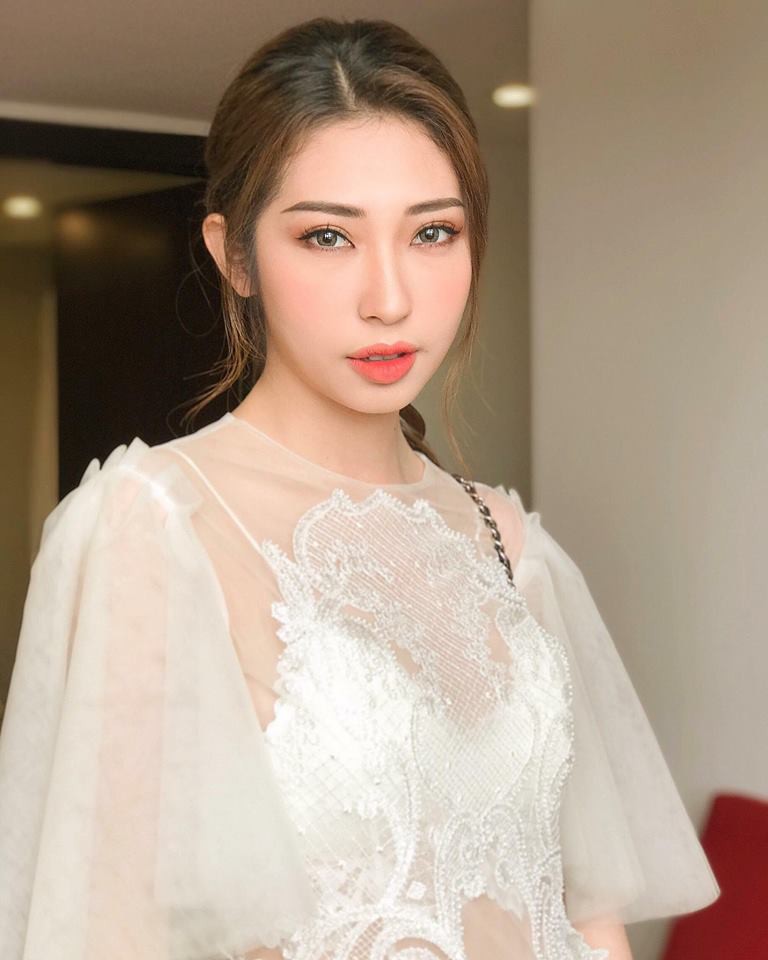 Cận cảnh nhan sắc thời còn ngố tàu của dàn mỹ nhân nhóm Ngựa Hoang “Tháng năm rực rỡ” - Ảnh 19. Cận cảnh nhan sắc thời còn ngố tàu của dàn mỹ nhân nhóm Ngựa Hoang “Tháng năm rực rỡ” - Ảnh 19.