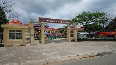 Công an đã ghi nhận vụ cô giáo bị buộc quỳ xin lỗi phụ huynh - Ảnh 1.