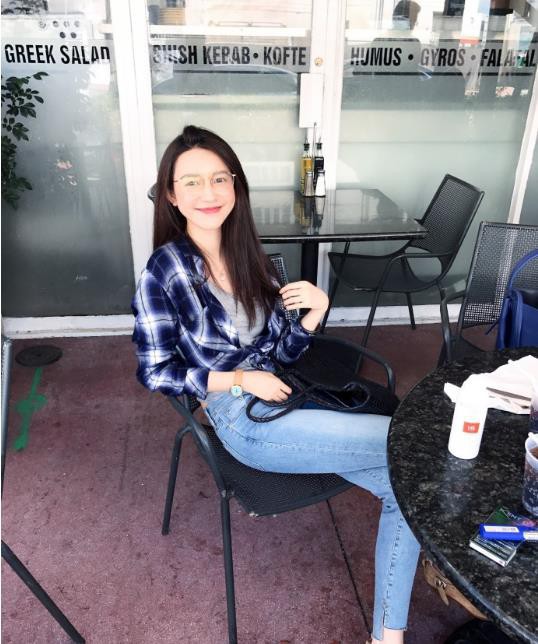 Đ&acirc;y l&agrave; c&aacute;ch hot girl, fashionista Trung Quốc kiếm bộn tiền nhờ mạng x&atilde; hội, chỉ cần xinh v&agrave; c&oacute; thần th&aacute;i l&agrave; l&agrave;m được - Ảnh 2.