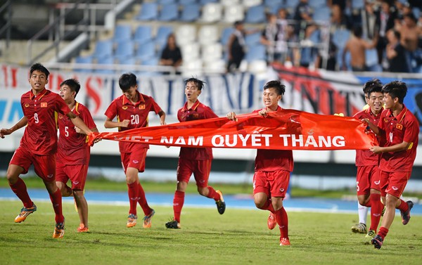U16 Việt Nam giữ ngôi đầu bảng sau trận đấu với đội bóng Nhật Bản - Ảnh 1.