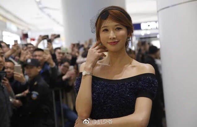 Thật như đ&ugrave;a: L&acirc;m Ch&iacute; Linh (lại) chia tay Ng&ocirc;n Thừa H&uacute;c sau khi t&aacute;i hợp, phủ nhận bầu b&iacute; - Ảnh 1.