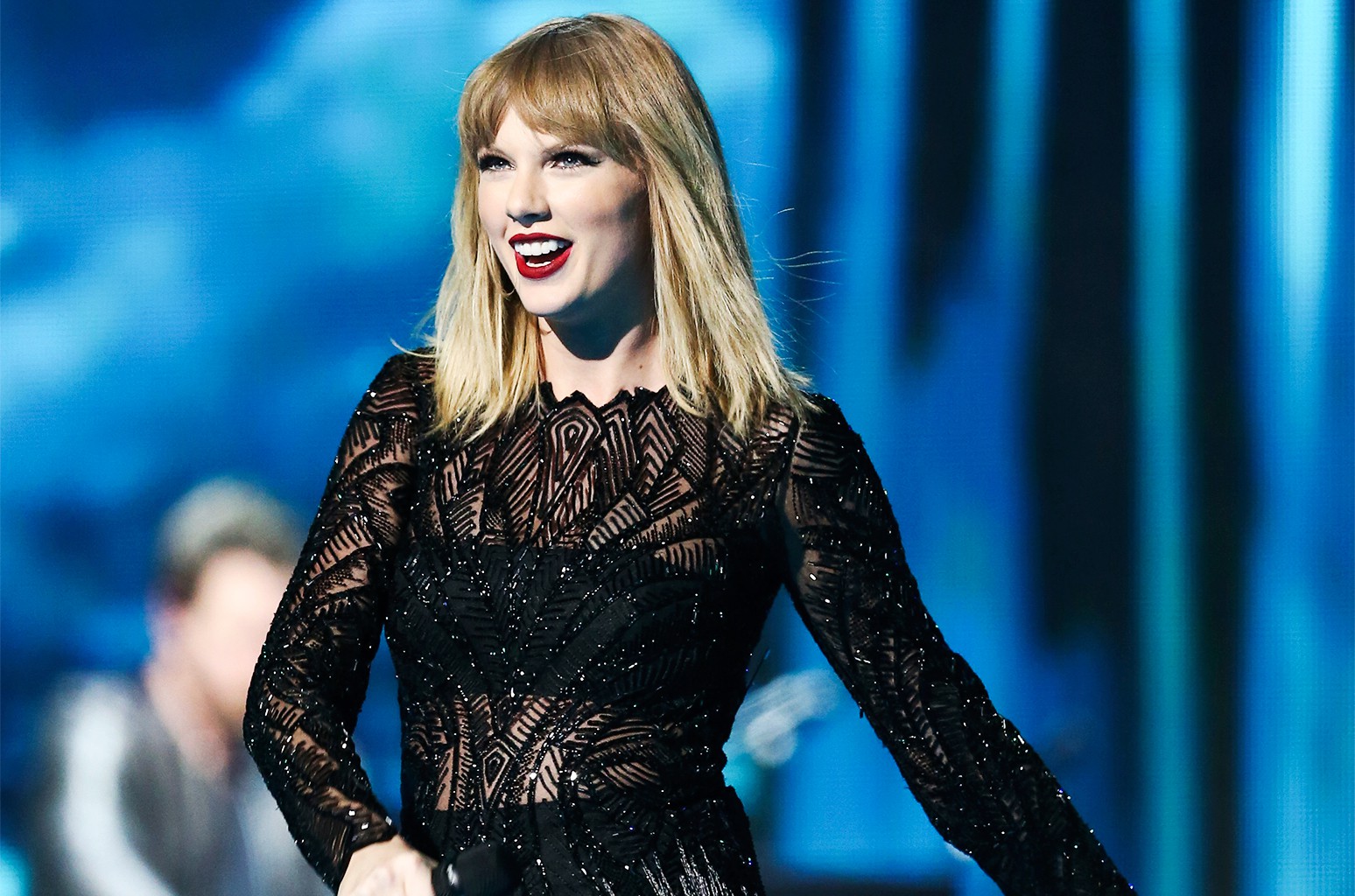 Phản ứng bất ngờ của Taylor Swift khi bị cho là nhàm vì toàn viết nhạc về trai - Ảnh 2.
