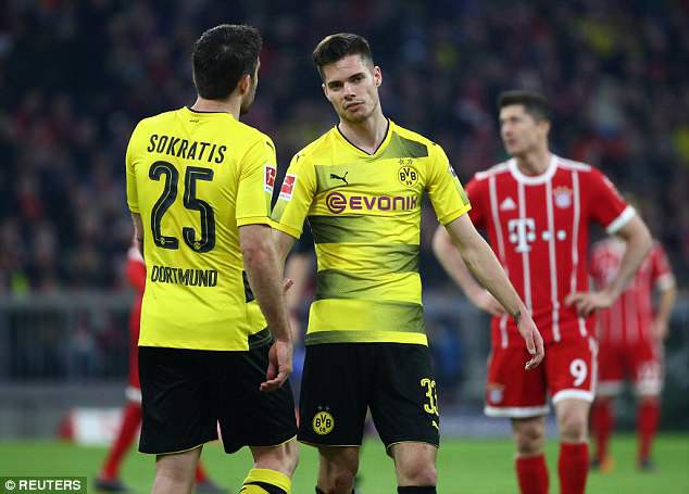 Lewandowski lập hat-trick, Bayern hủy diệt Dortmund 6-0 trong trận derby nước Đức - Ảnh 8.