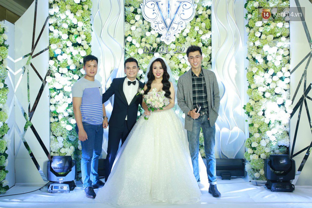 Dàn sao Việt xúng xính hội ngộ tại đám cưới của Khắc Việt và bà xã DJ tại Hà Nội - Ảnh 2.