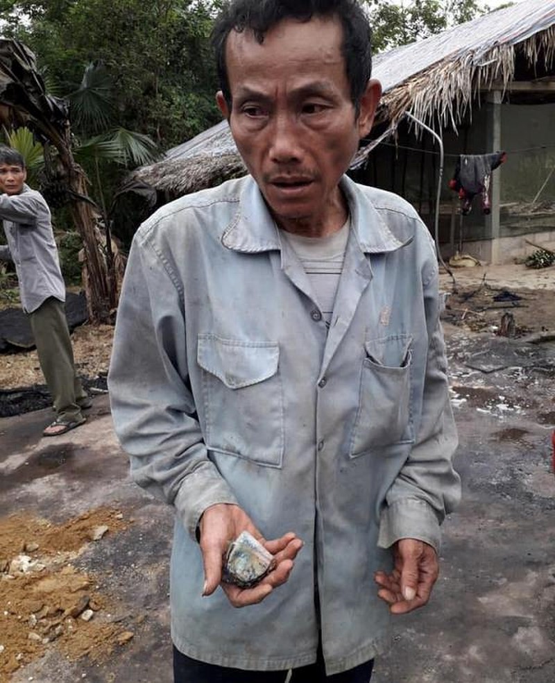 Nghe tin nhà cha mẹ cháy, con gái chạy về thì gặp nạn - Ảnh 3. Nghe tin nhà cha mẹ cháy, con gái chạy về thì gặp nạn - Ảnh 3.
