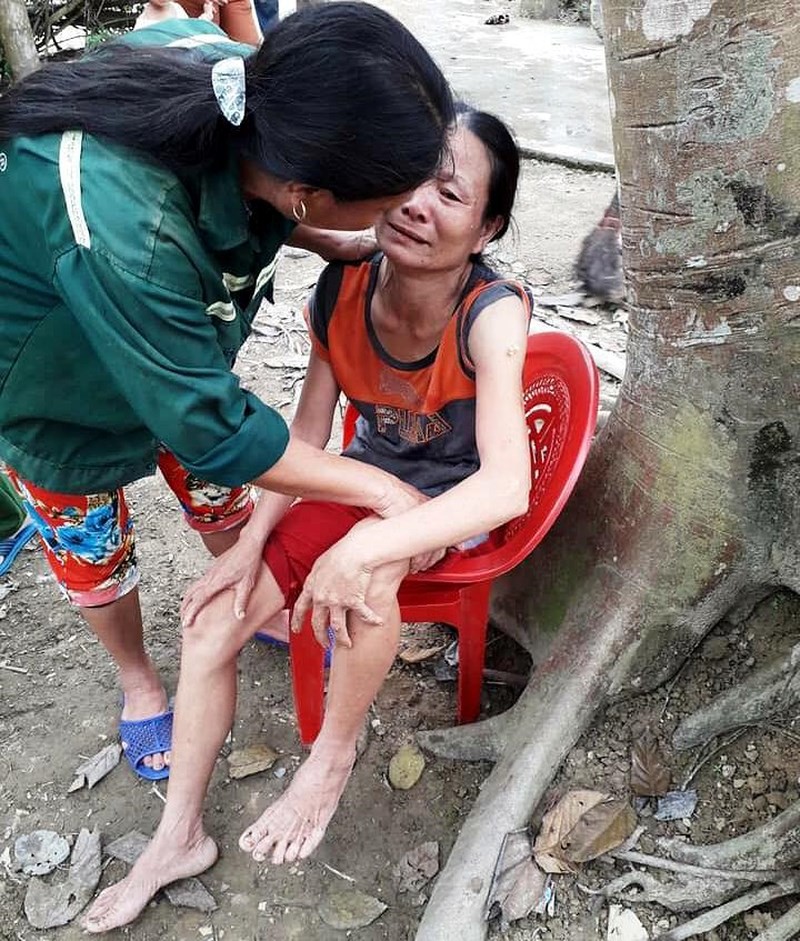 Nghe tin nhà cha mẹ cháy, con gái chạy về thì gặp nạn - Ảnh 4. Nghe tin nhà cha mẹ cháy, con gái chạy về thì gặp nạn - Ảnh 4.